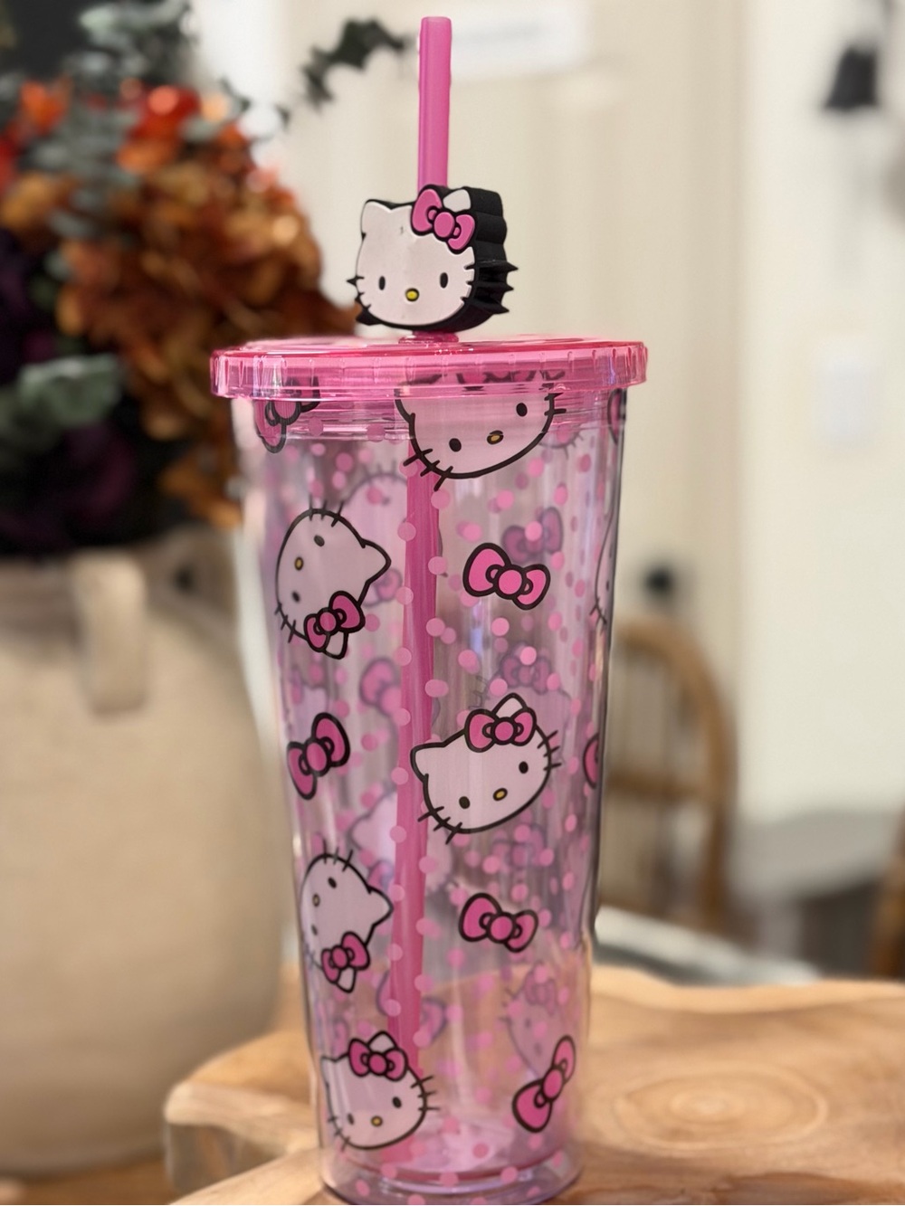 Hello Kitty (New) Cup Plastic 24oz Bows and Hello Kitty